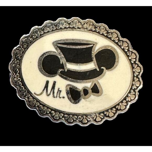 Mr - Wedding Ear Hats - Disney Pin Mickey Mouse In Tuxedo And Top Hat Bow 74250 - Picture 1 of 3